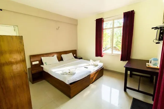Hotel Eden Holidays Riverside Inn Ev Munnar
