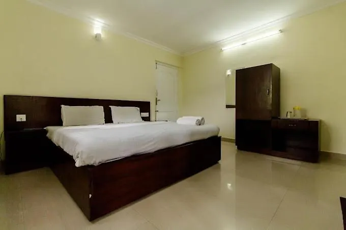 Eden Holidays Riverside Inn Ev Munnar Hotel