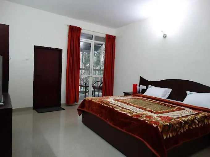 Eden Holidays Riverside Inn Ev Munnar 3*,  India
