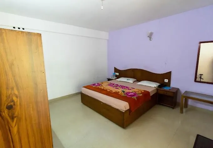 Eden Holidays Riverside Inn Ev Munnar