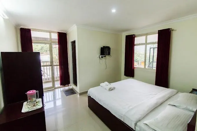 Eden Holidays Riverside Inn Ev Munnar 3*,  India